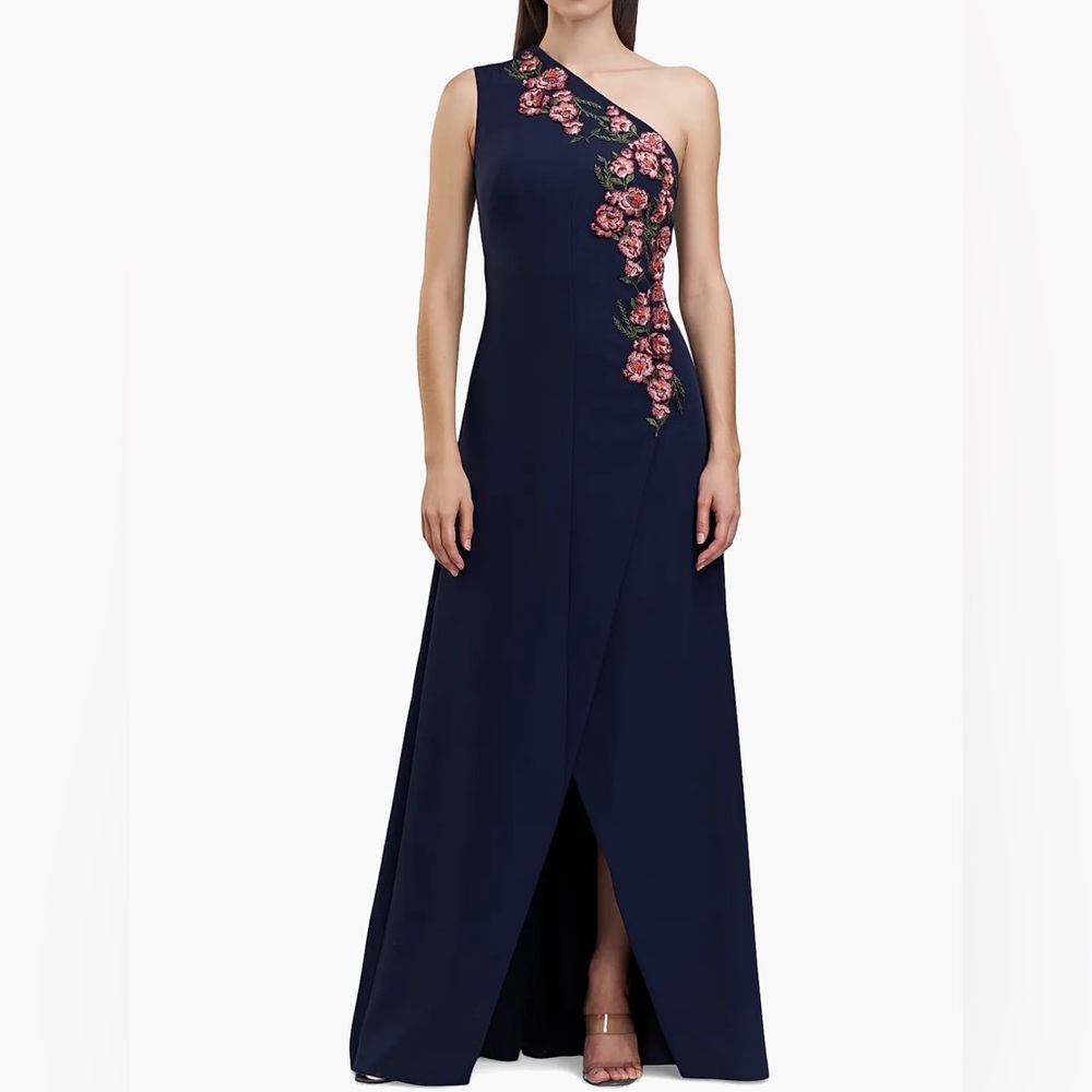 NWT Kay Unger Nadine Embroidered Crepe One Shoulder Gown